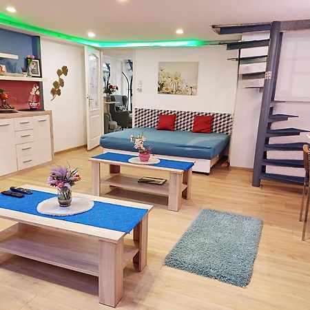 Downtown Acacia Str Apartment 布达佩斯 外观 照片