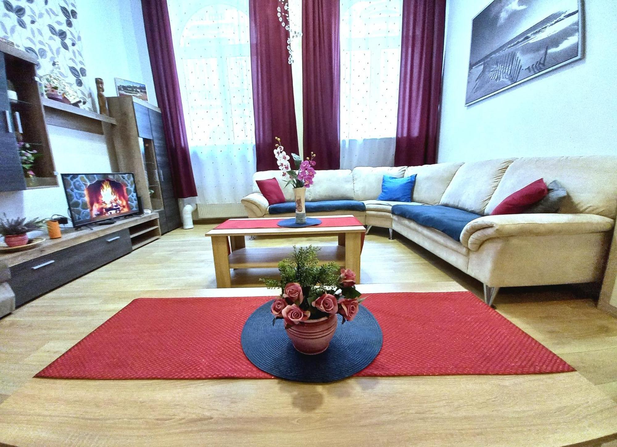 Downtown Acacia Str Apartment 布达佩斯 外观 照片